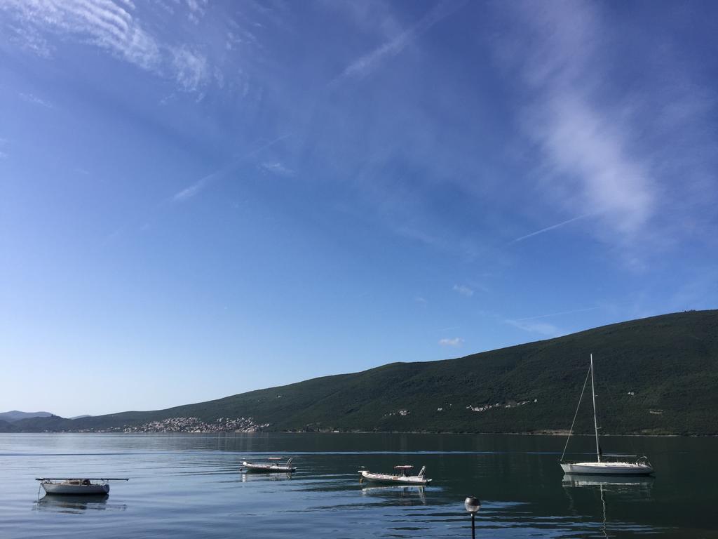 Apartments Seaside Baosici Herceg Novi Exterior foto