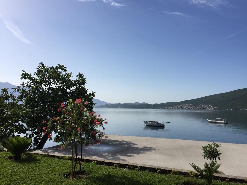 Apartments Seaside Baosici Herceg Novi Exterior foto