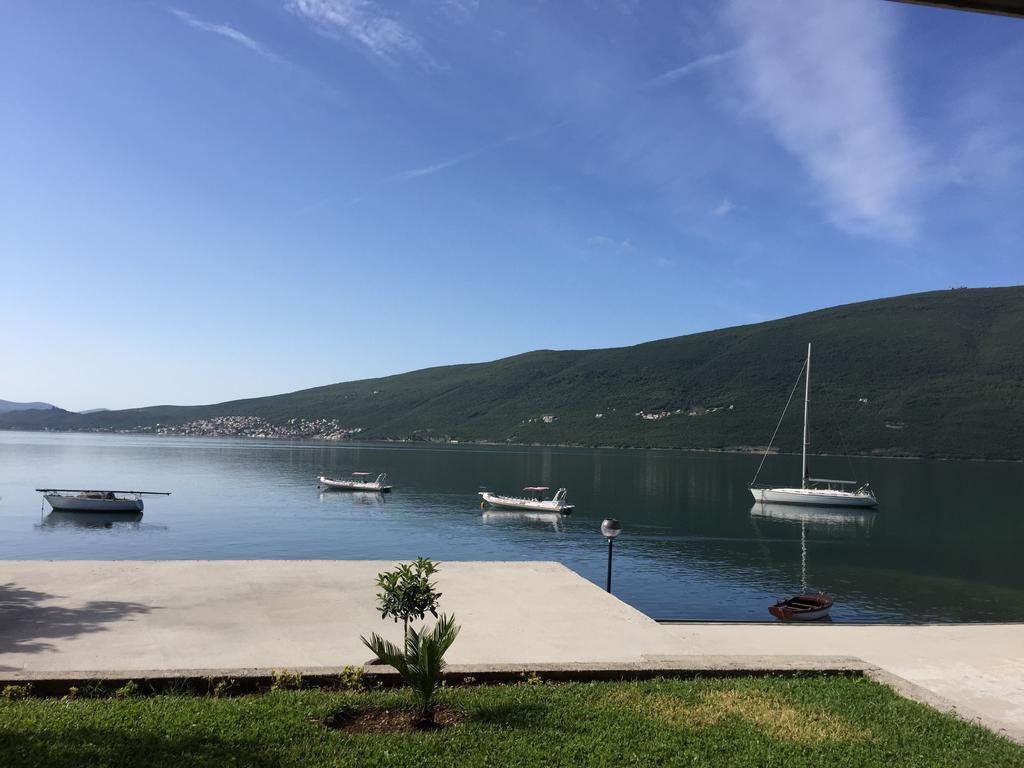 Apartments Seaside Baosici Herceg Novi Exterior foto