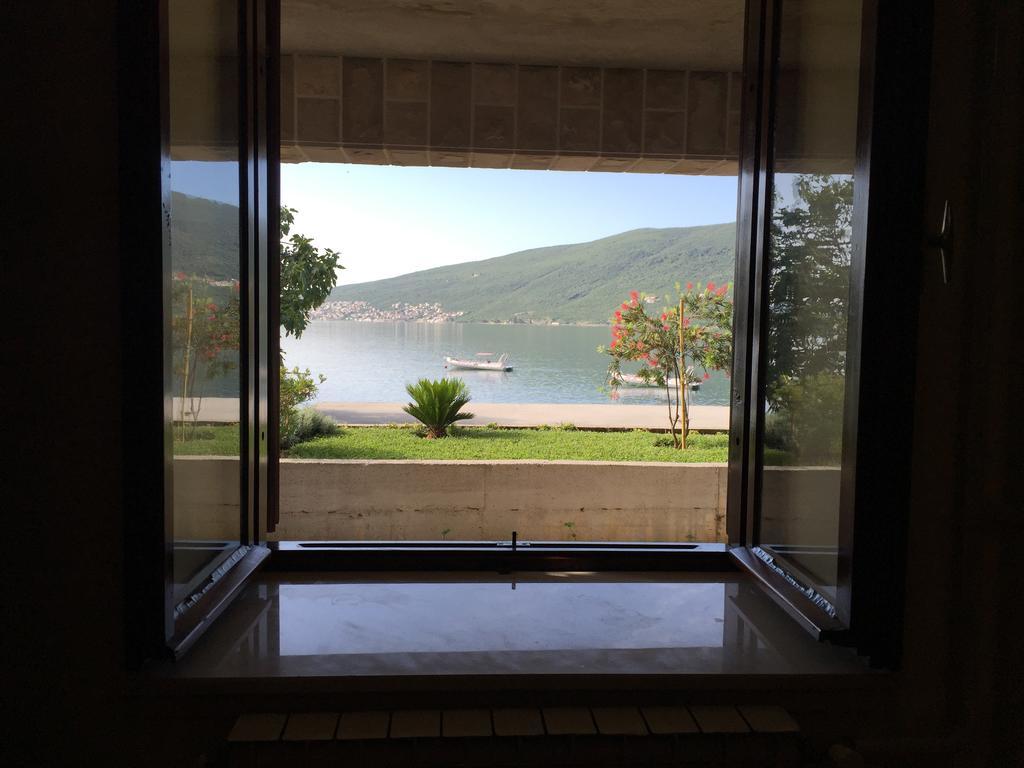 Apartments Seaside Baosici Herceg Novi Exterior foto