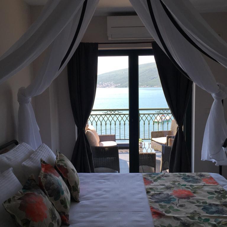 Apartments Seaside Baosici Herceg Novi Exterior foto